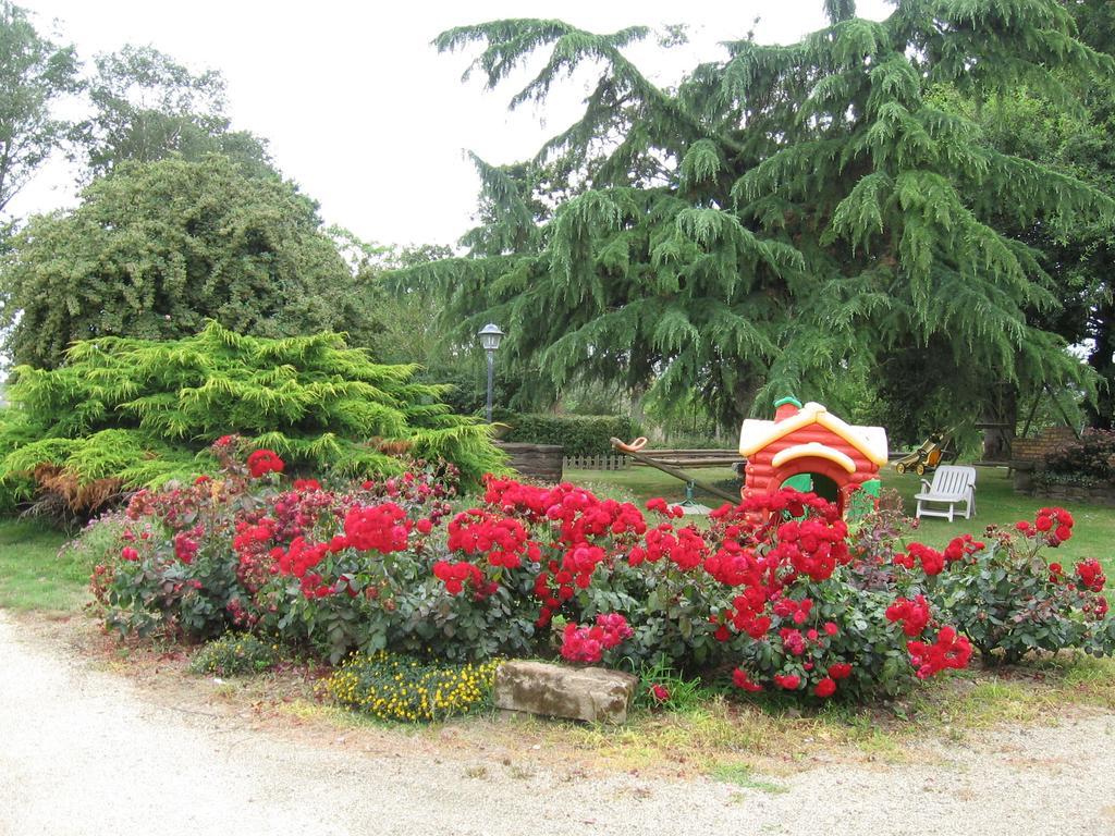 Perrault Gites Loscouet-sur-Meu Екстер'єр фото